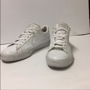 EUC Men’s Nike sweet LEATHER classic size 11 white